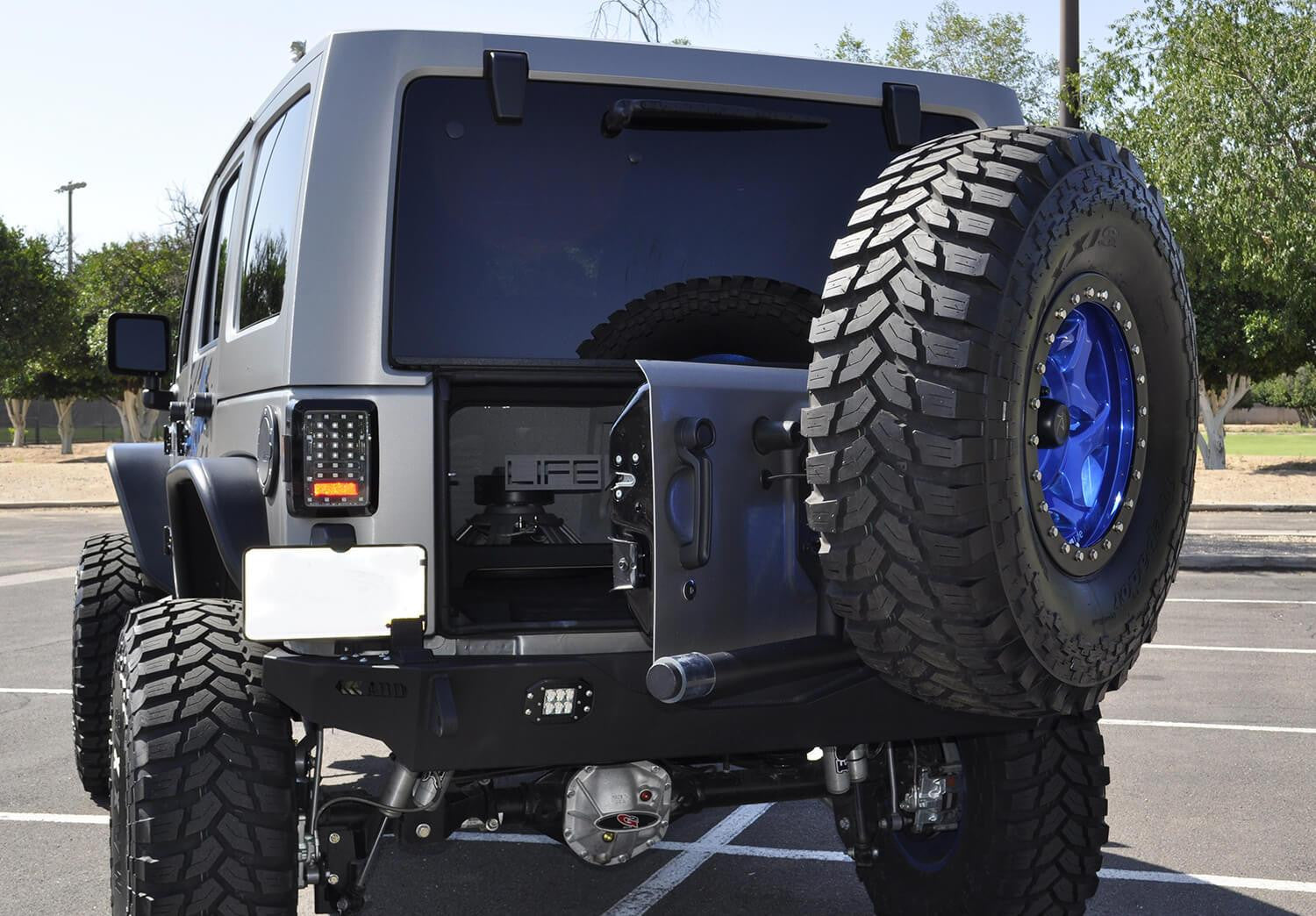 Tire Racks – Texas Complete Truck Center